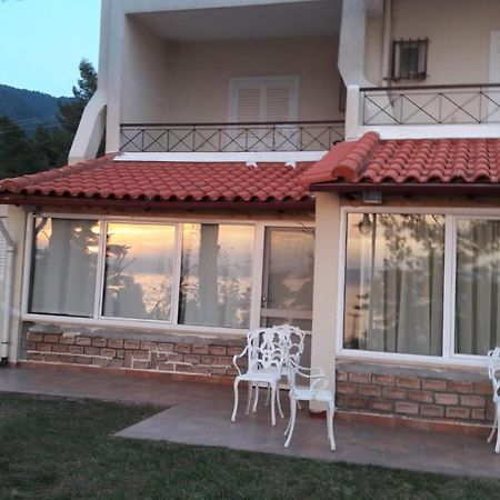 Krinides Suites Nerotriviá Екстериор снимка